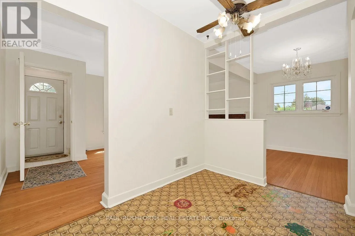 41 CAPILANO DRIVE