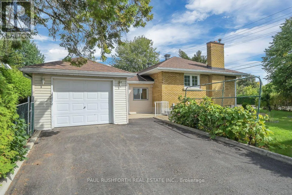 41 CAPILANO DRIVE