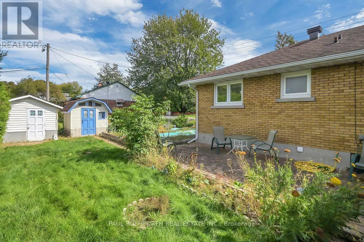 41 CAPILANO DRIVE