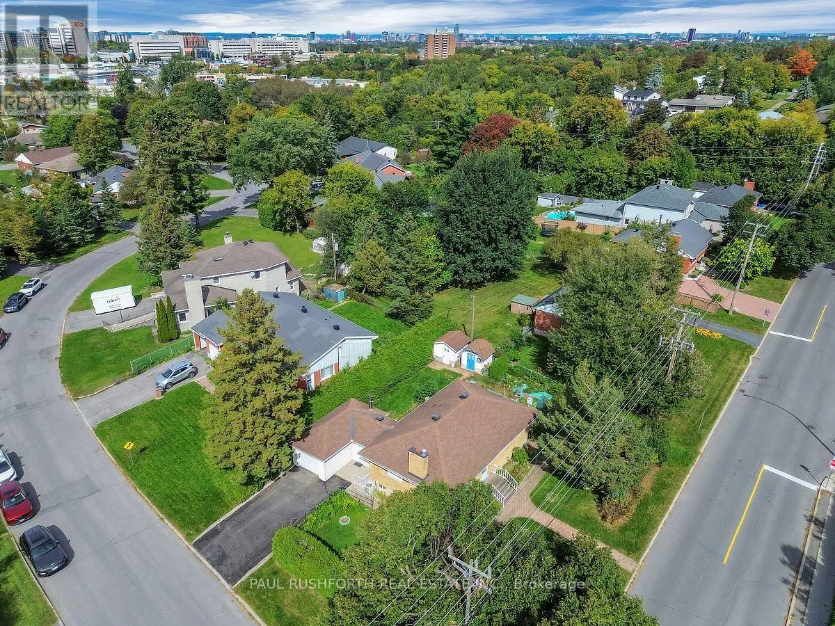 41 CAPILANO DRIVE