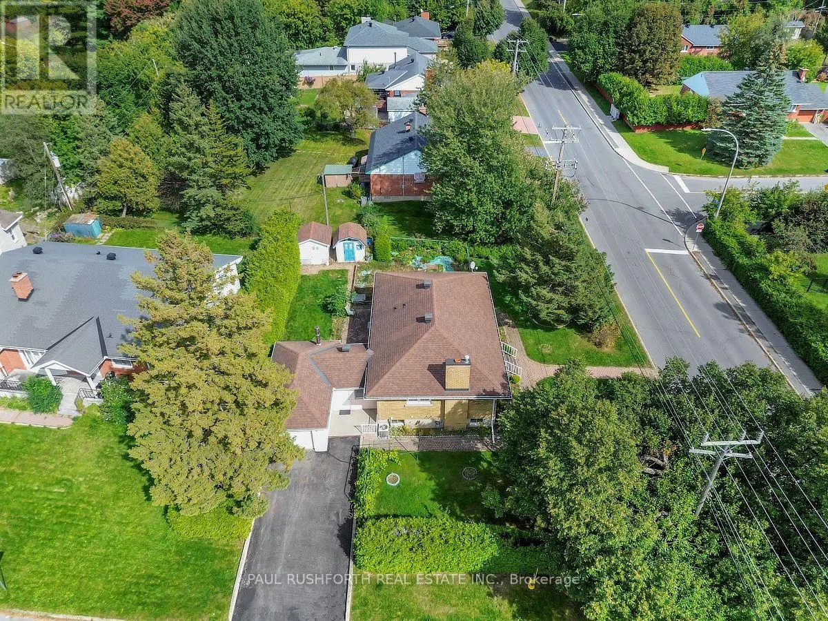 41 CAPILANO DRIVE