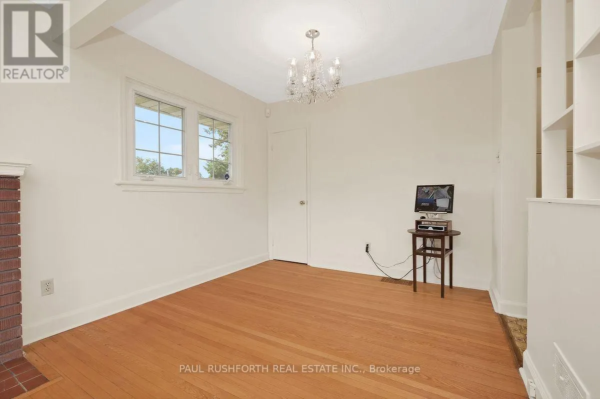 41 CAPILANO DRIVE