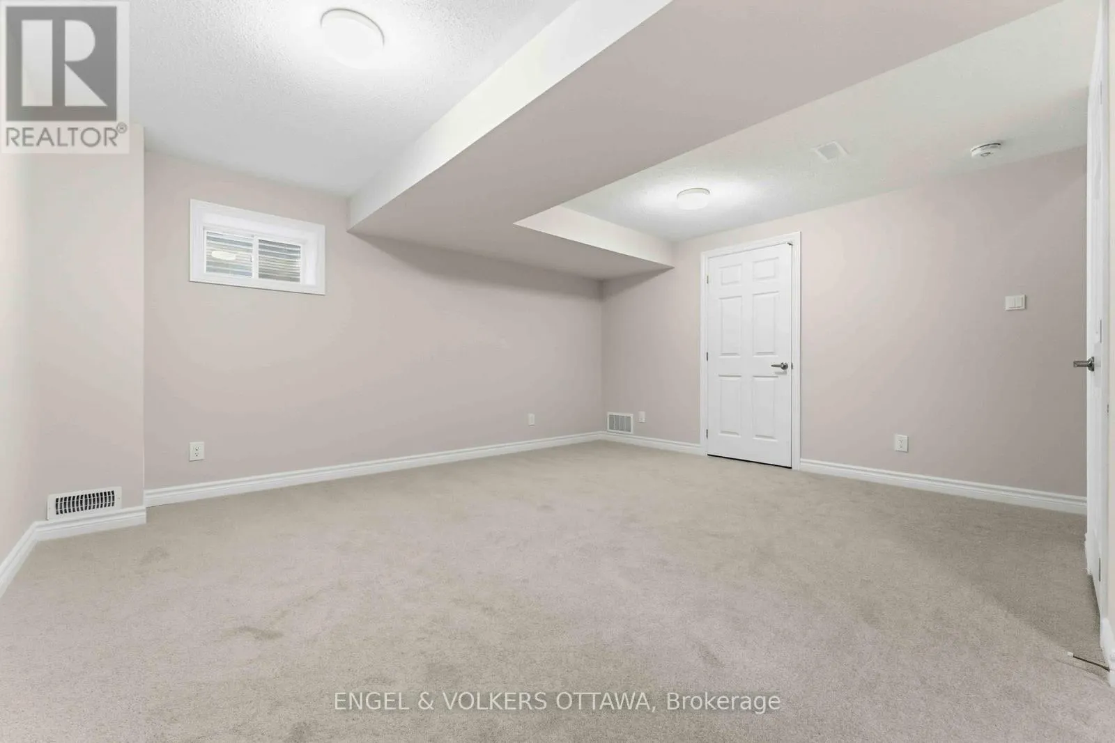 182 RYAN REYNOLDS WAY
