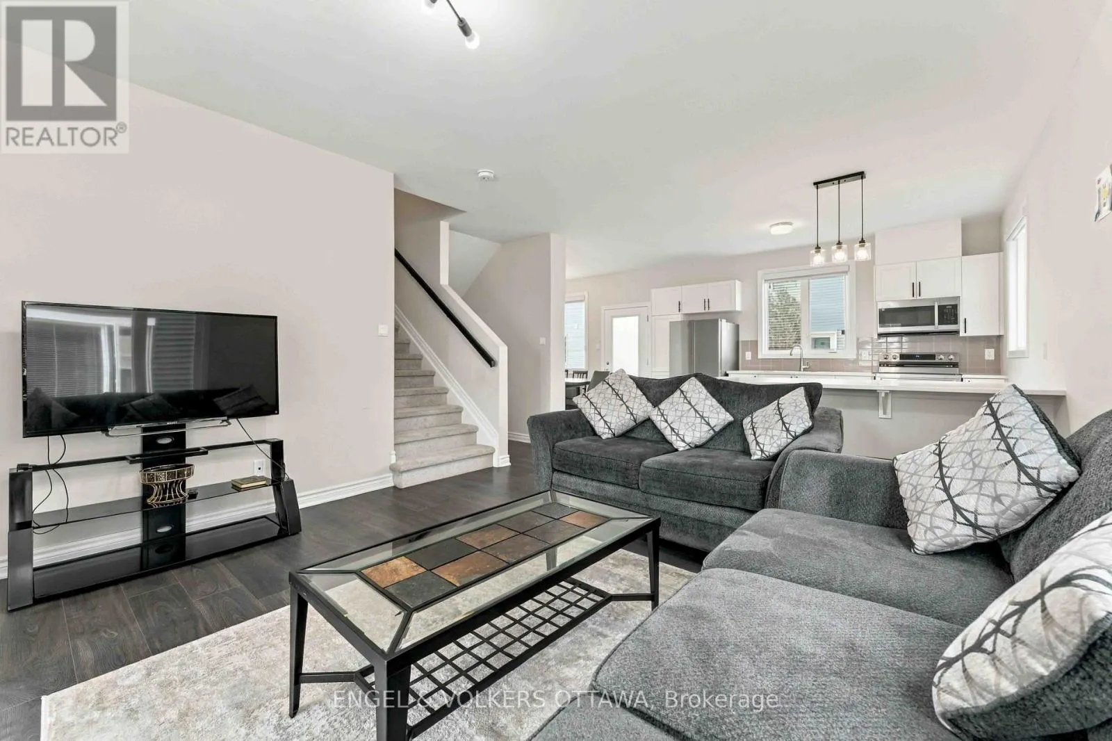182 RYAN REYNOLDS WAY