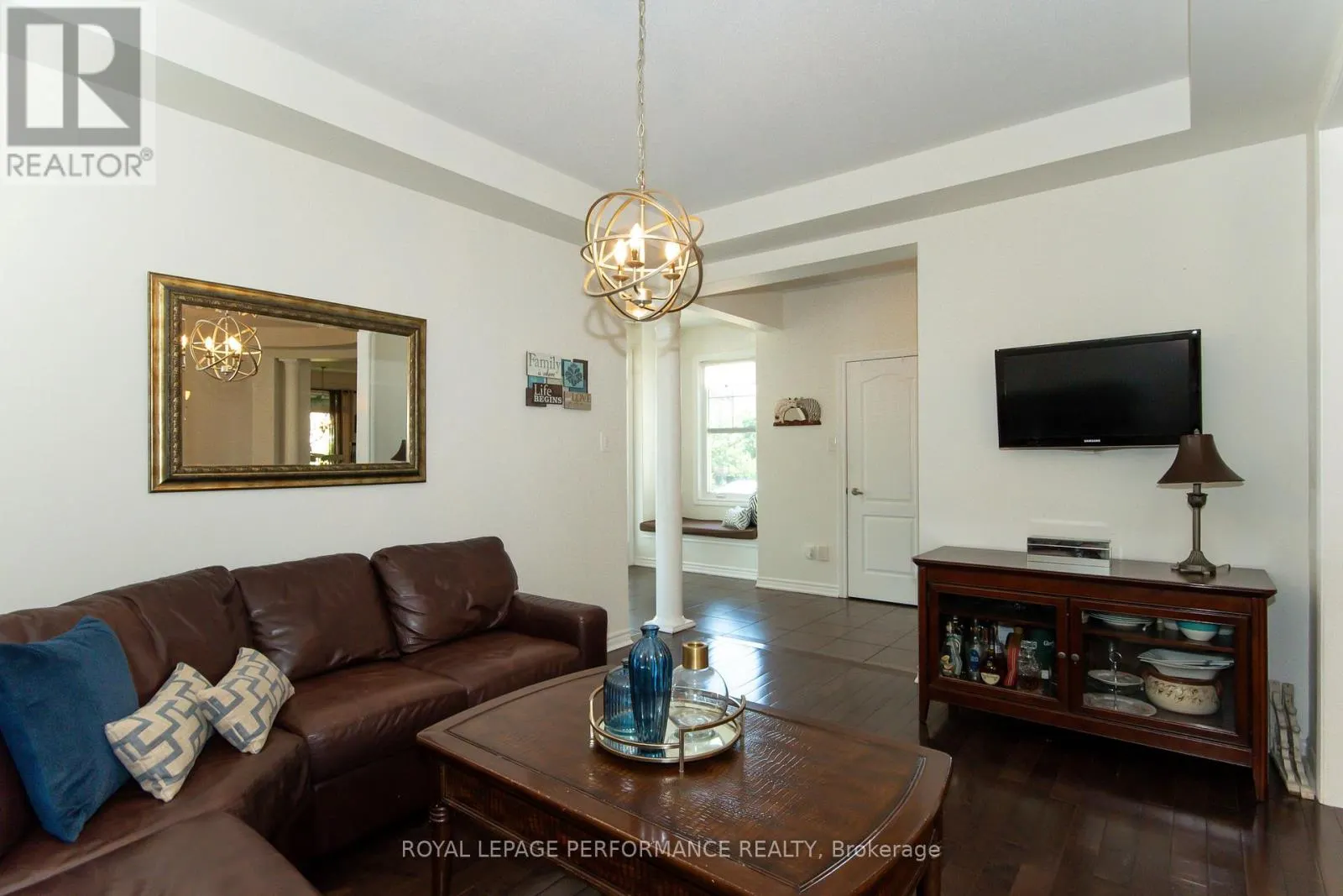 2744 GRAND VISTA CIRCLE