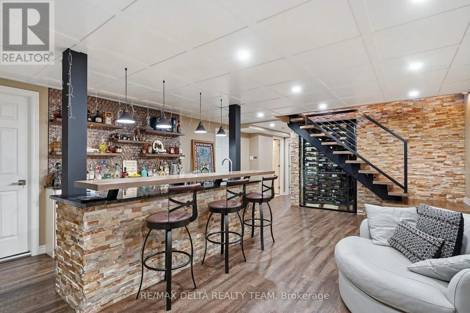 838 LAVAL STREET
