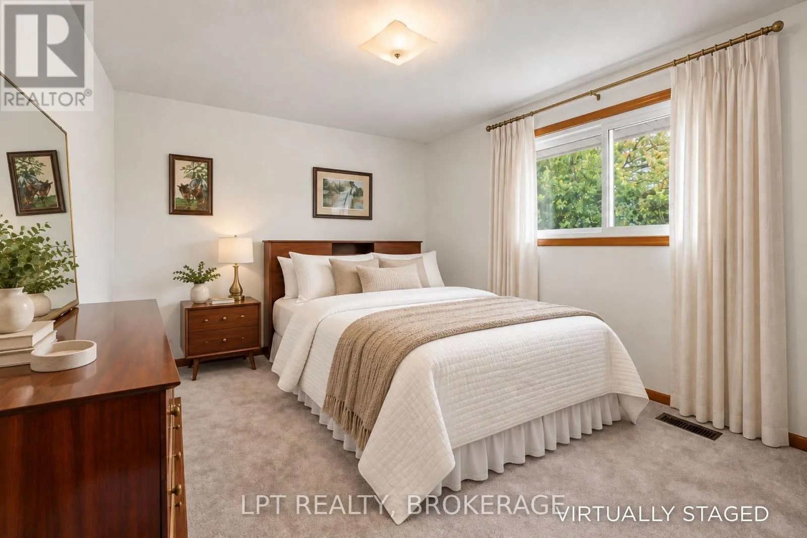124 CAMPBELL CRESCENT