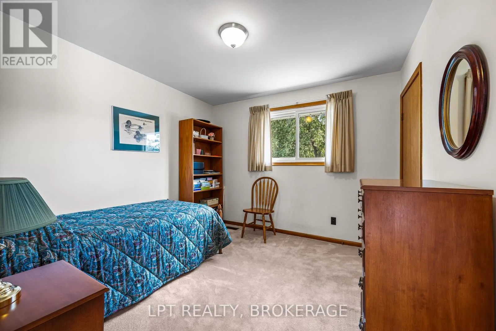 124 CAMPBELL CRESCENT