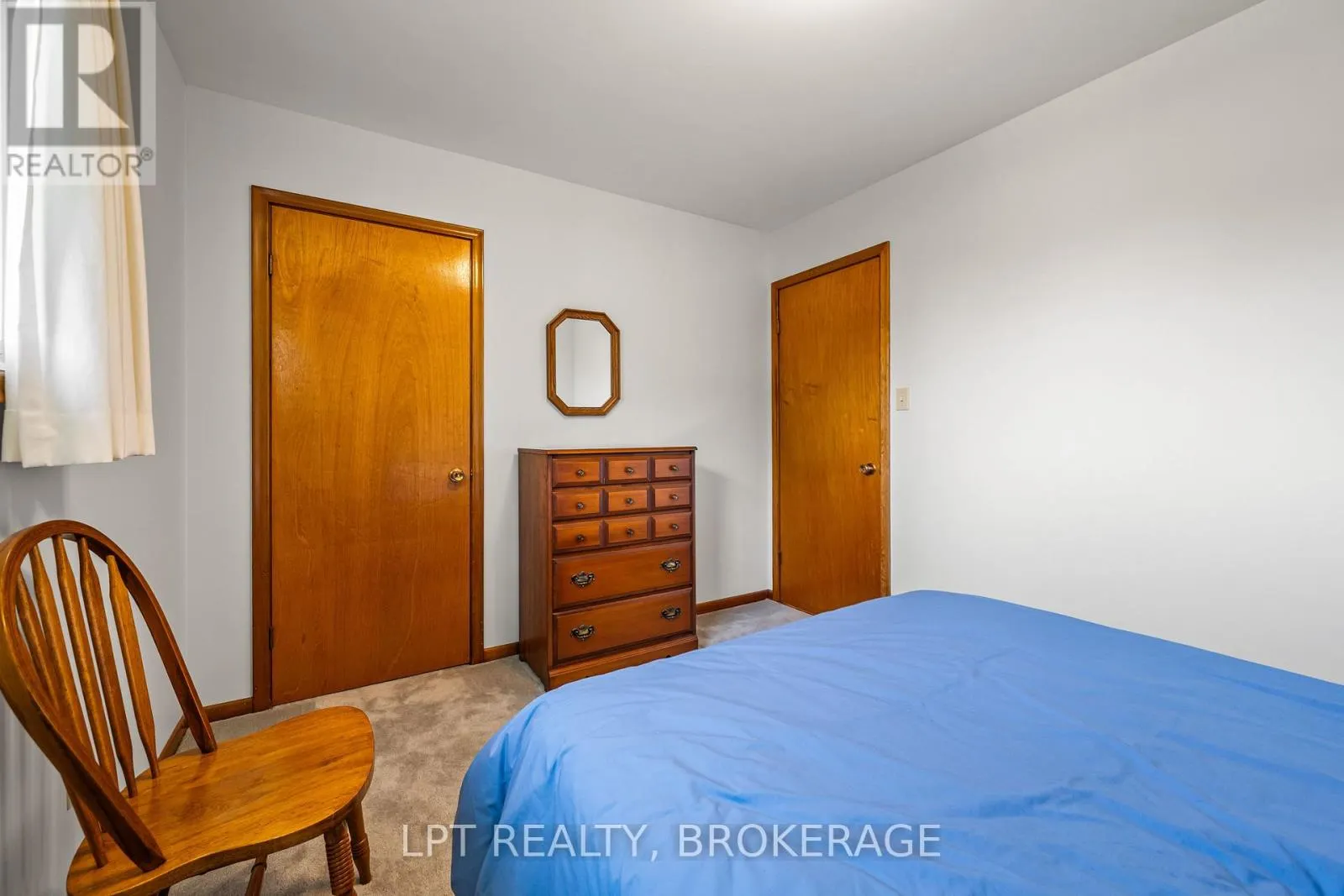 124 CAMPBELL CRESCENT