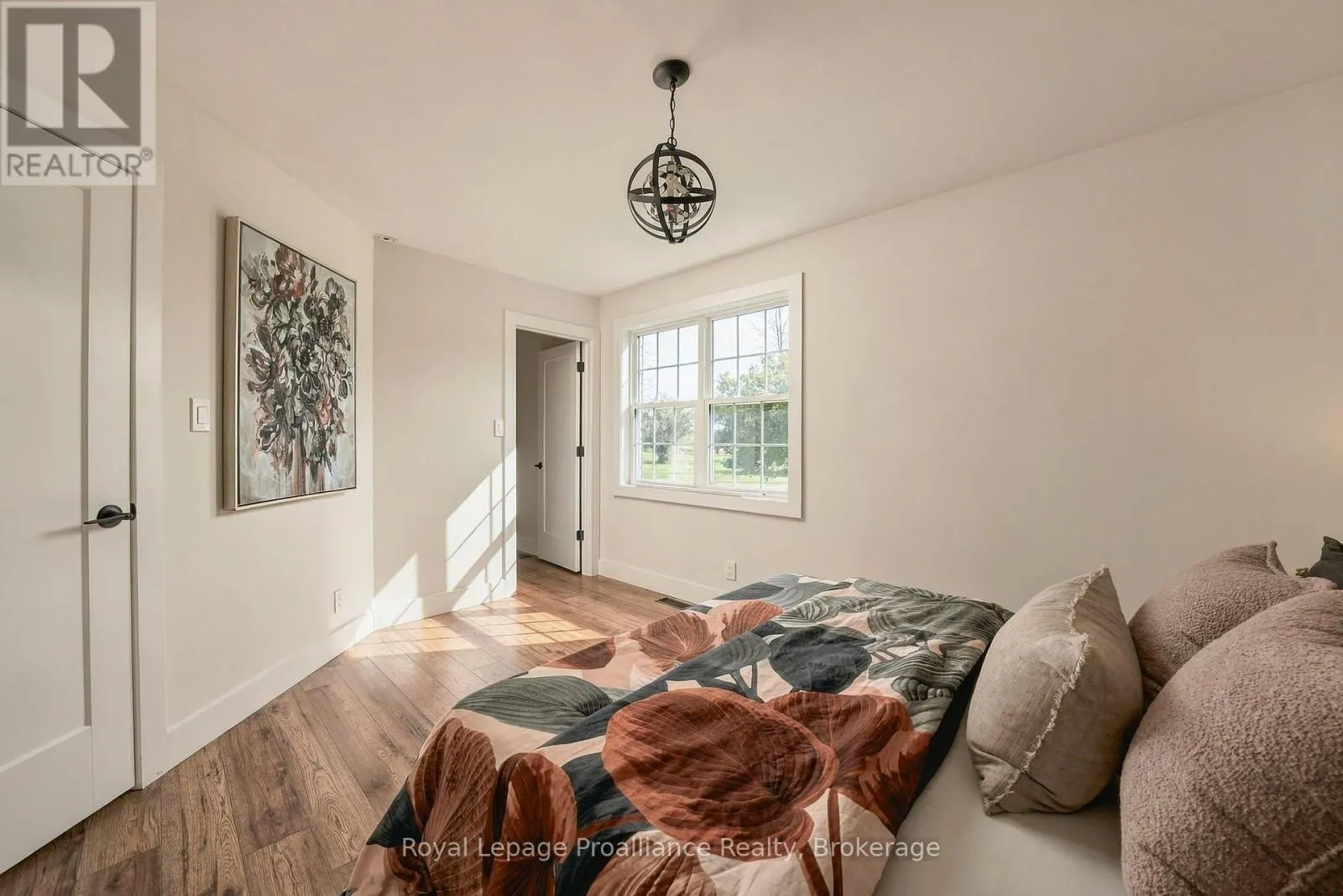 16 BONISTEEL ROAD