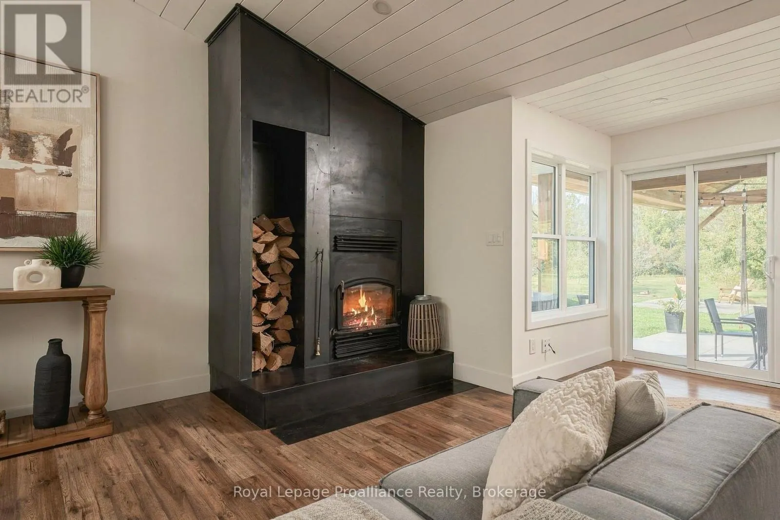 16 BONISTEEL ROAD