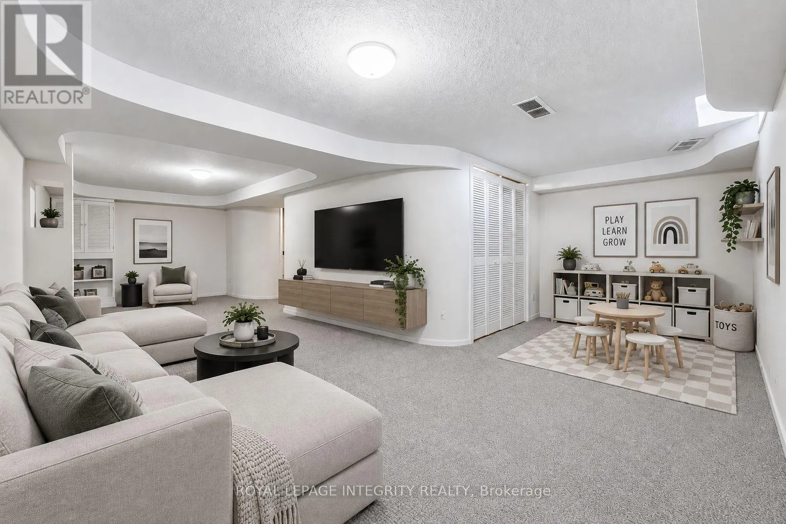 909 LAWNSBERRY DRIVE