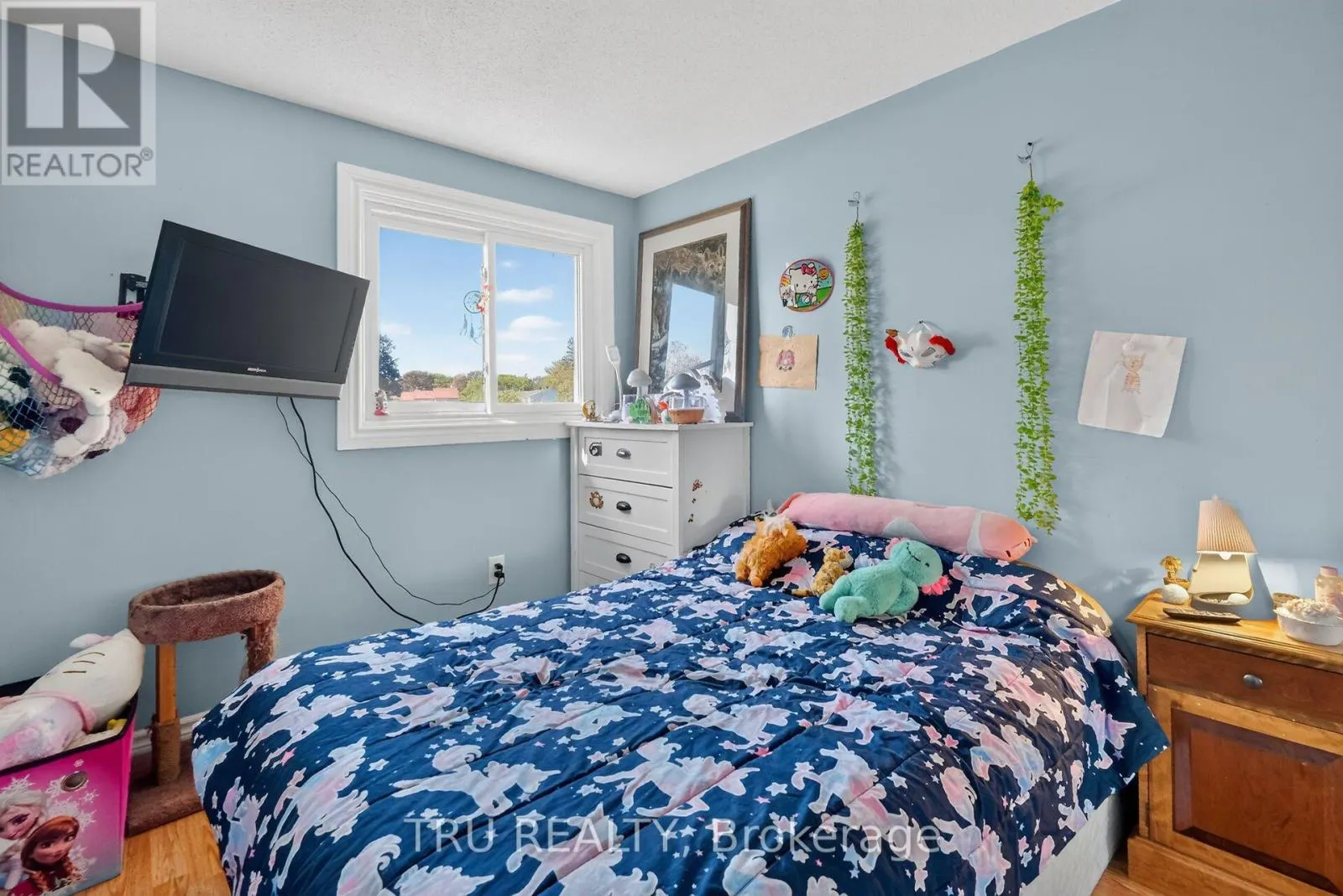 369 MOCKINGBIRD DRIVE