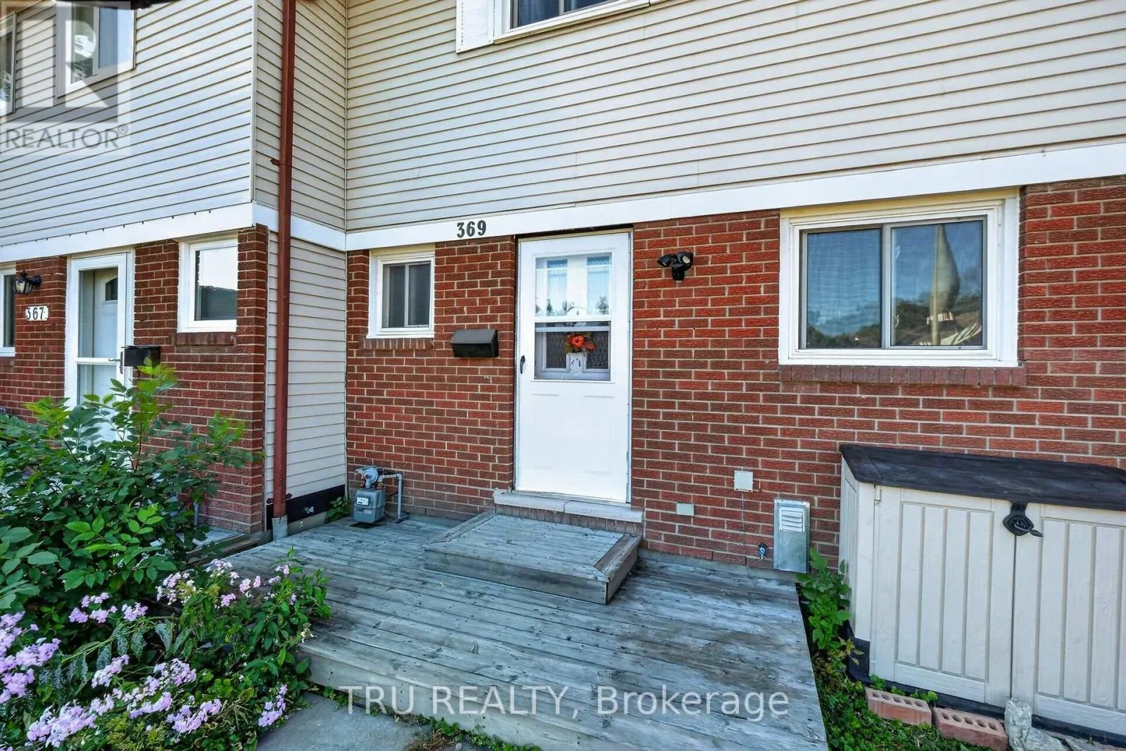 369 MOCKINGBIRD DRIVE