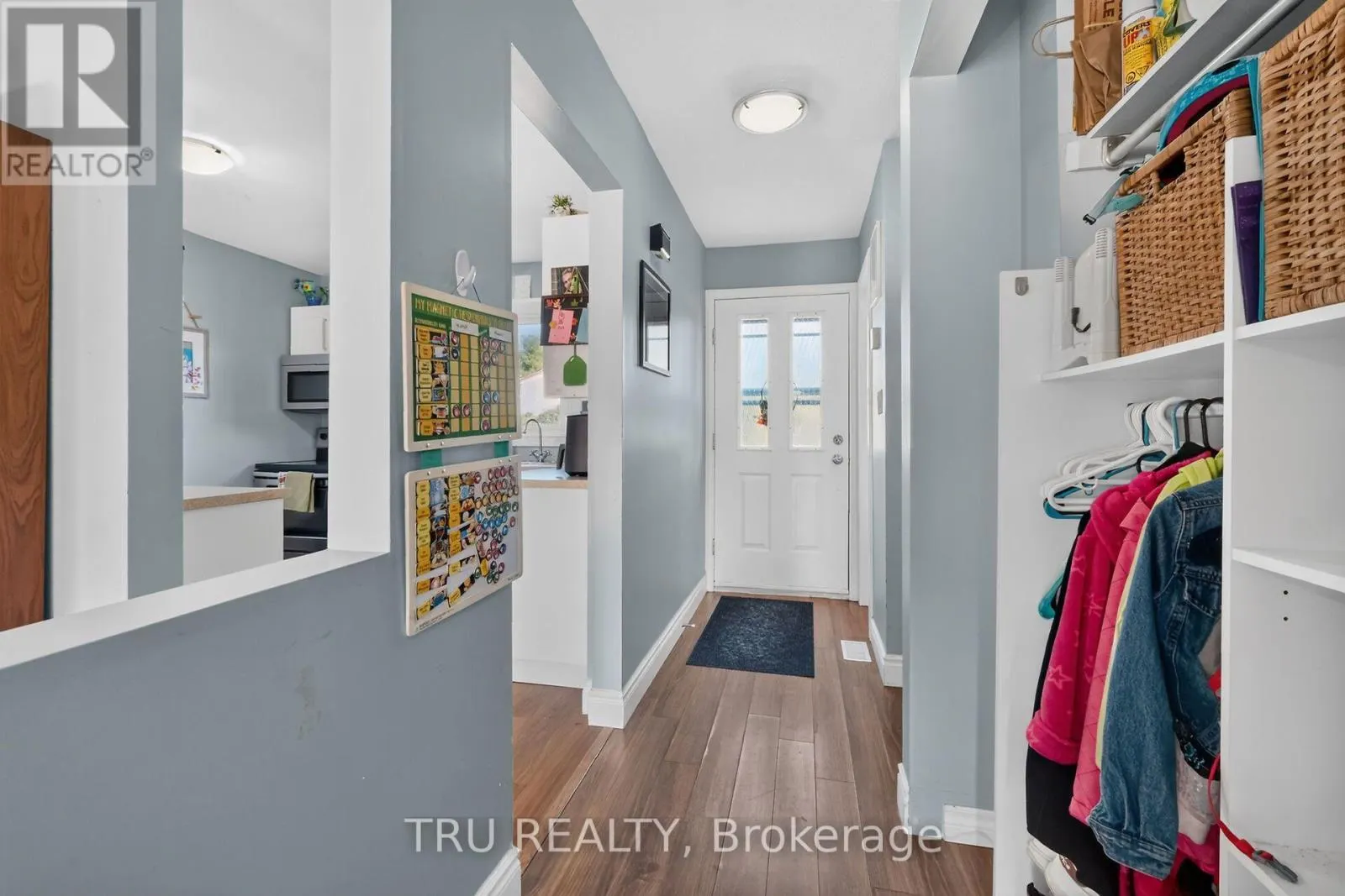 369 MOCKINGBIRD DRIVE