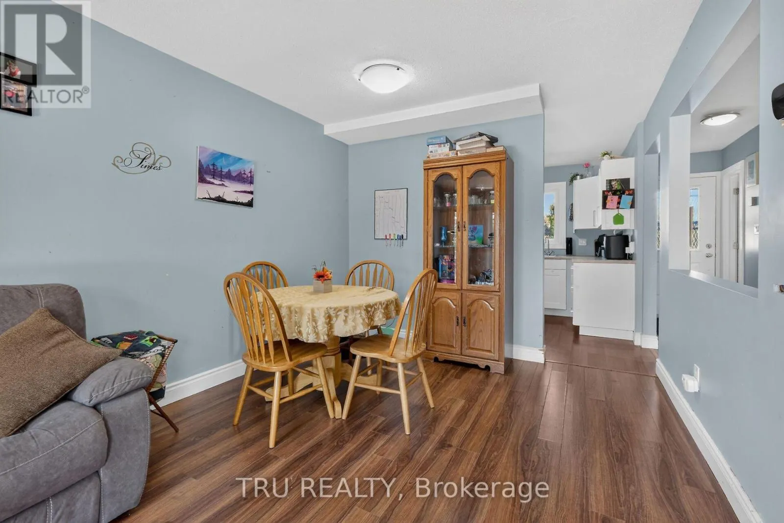 369 MOCKINGBIRD DRIVE