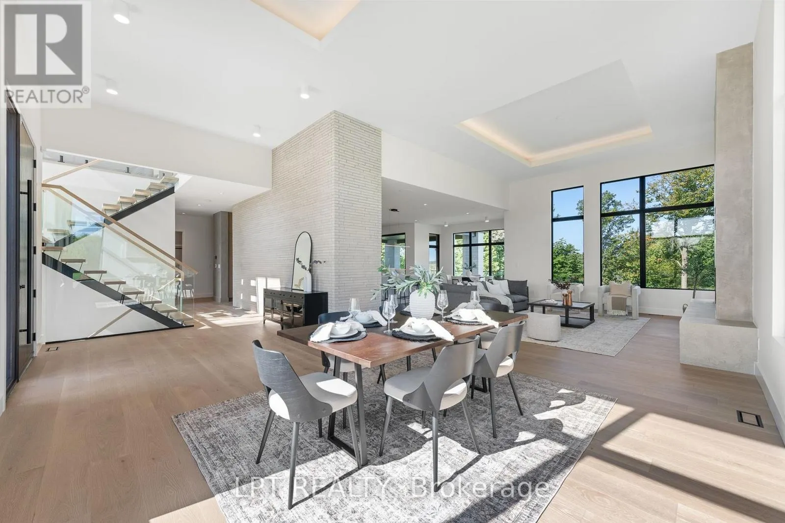 1063 RIVER ROAD