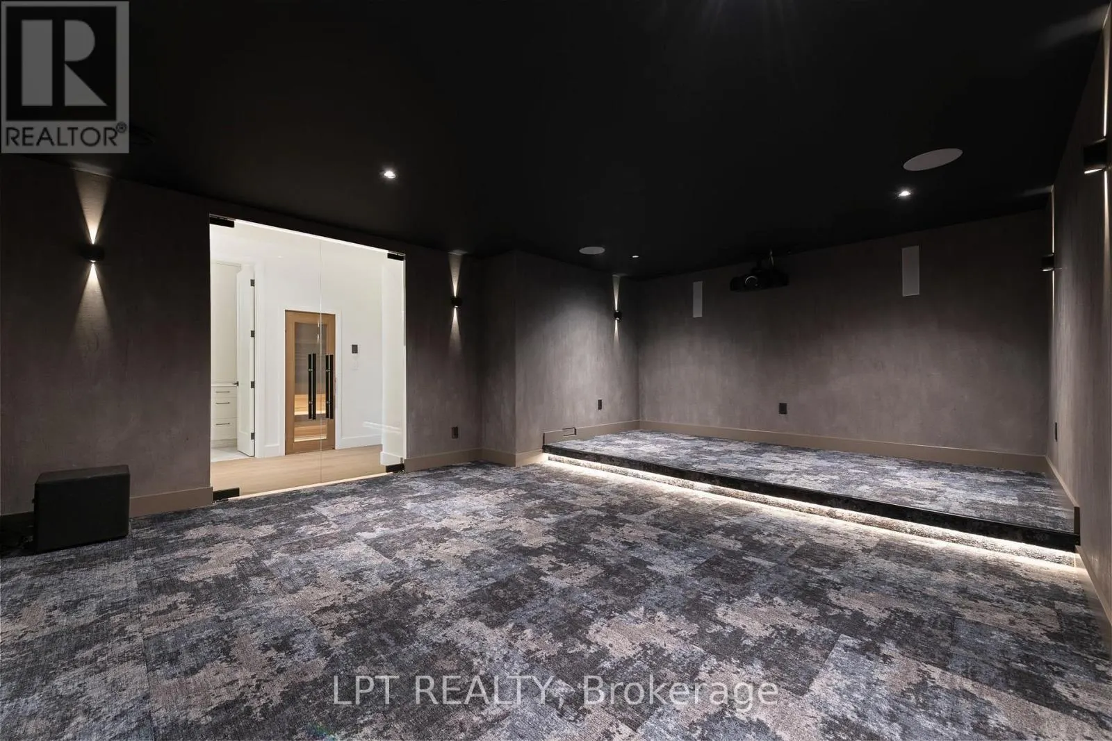 1063 RIVER ROAD