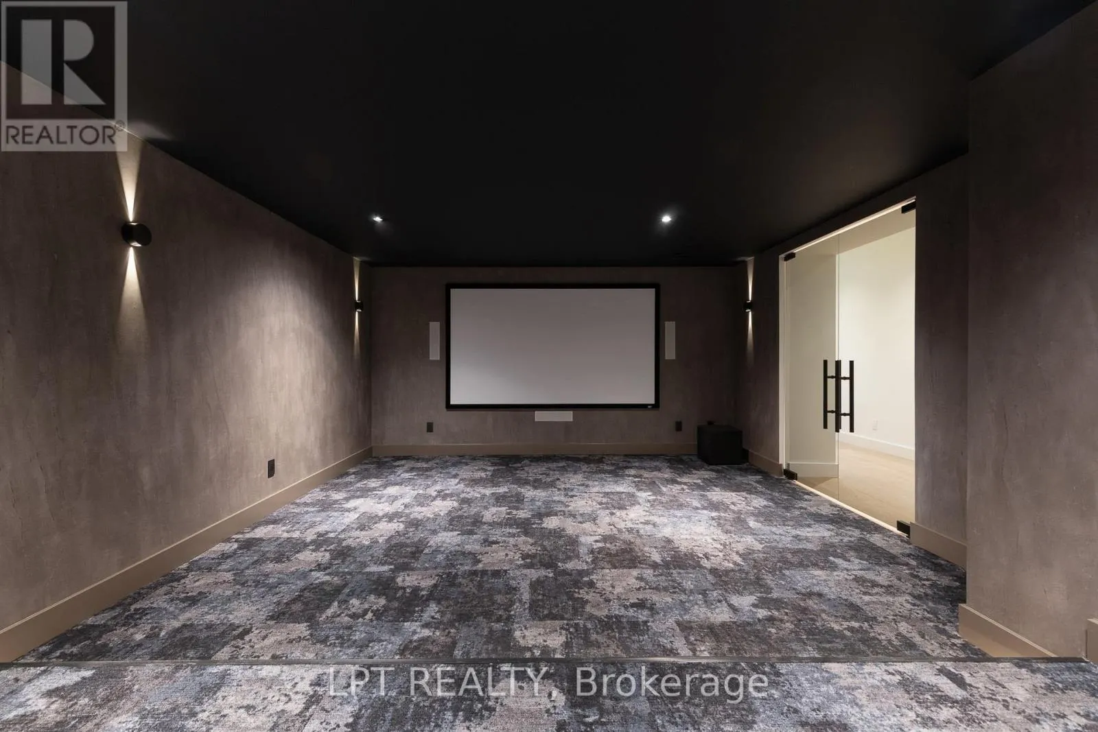 1063 RIVER ROAD
