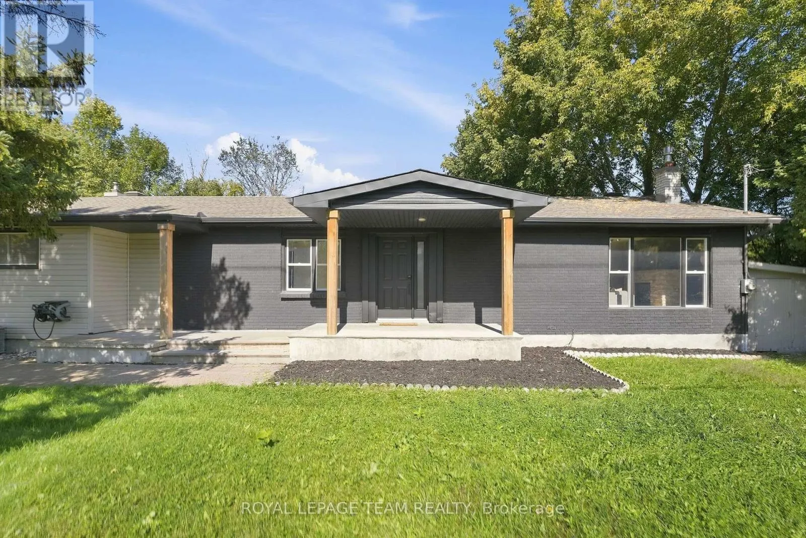 1819 RIDEAU ROAD