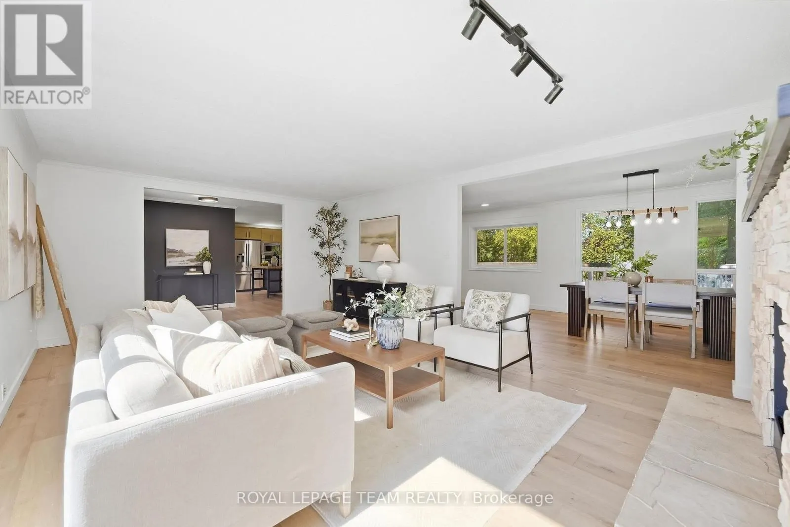 1819 RIDEAU ROAD