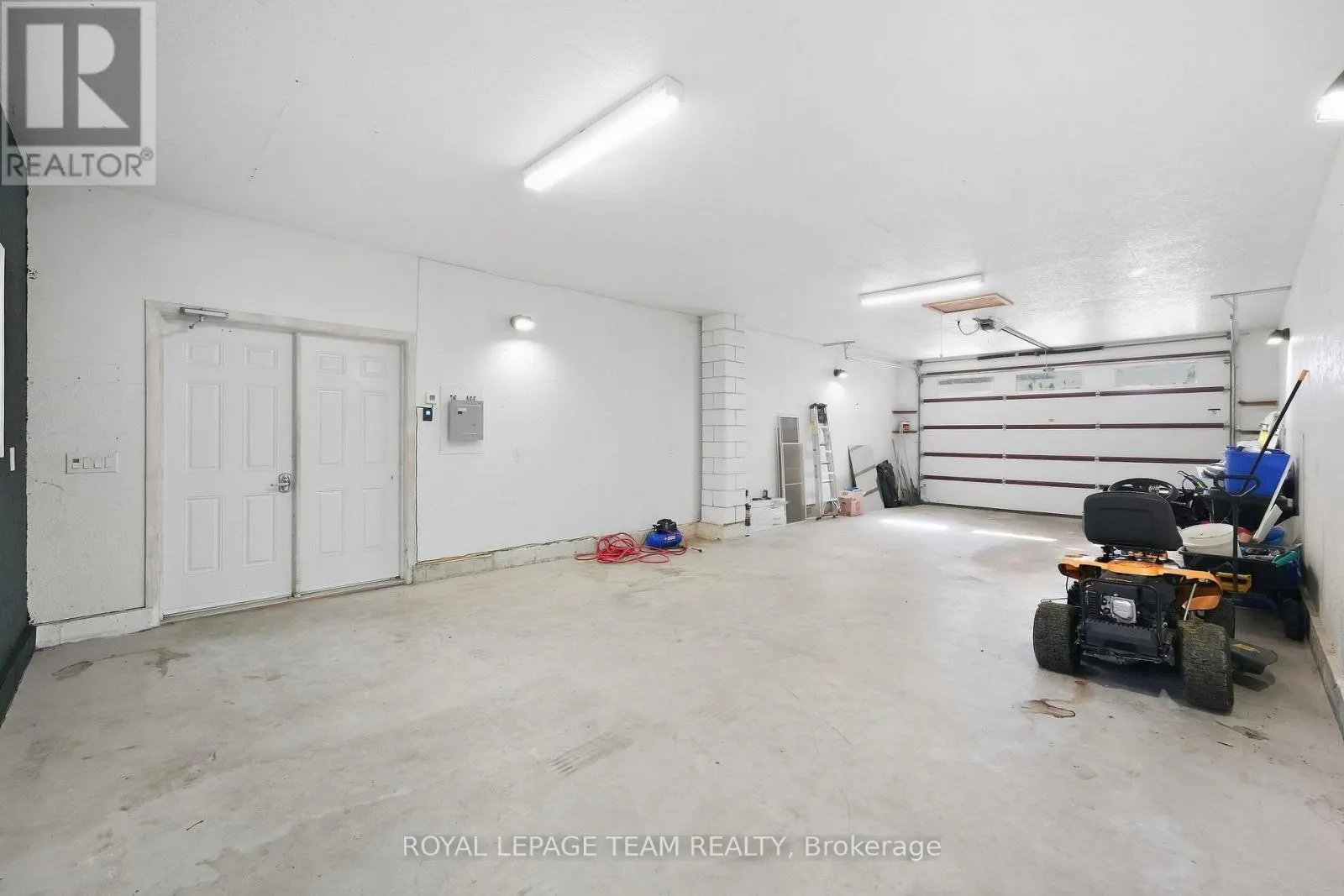 1819 RIDEAU ROAD