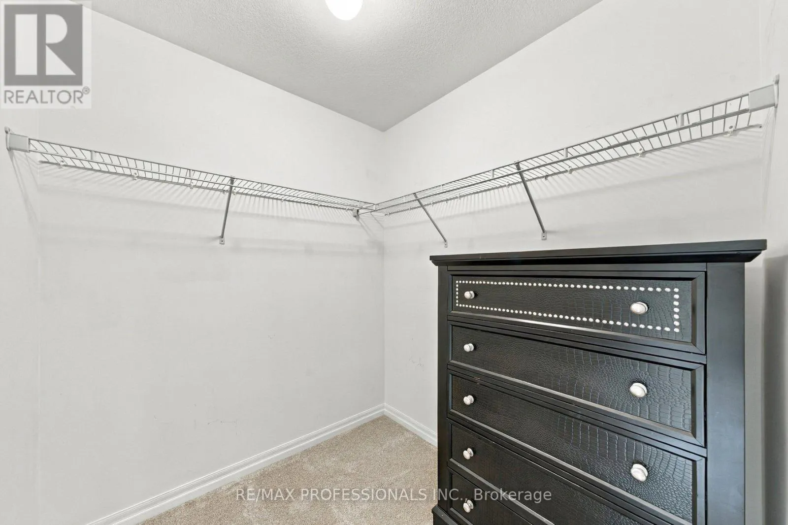 31 - 135 HARDCASTLE DRIVE