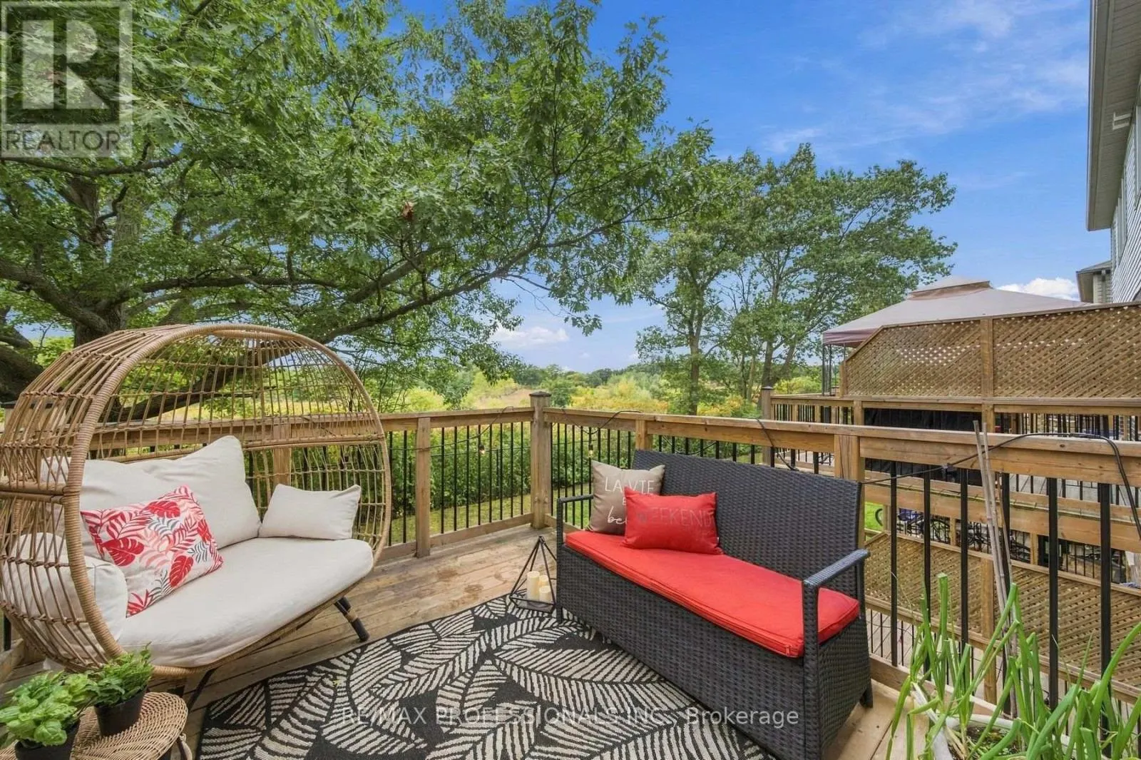 31 - 135 HARDCASTLE DRIVE