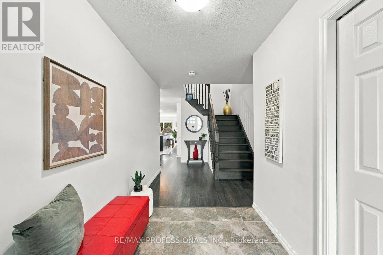 31 - 135 HARDCASTLE DRIVE