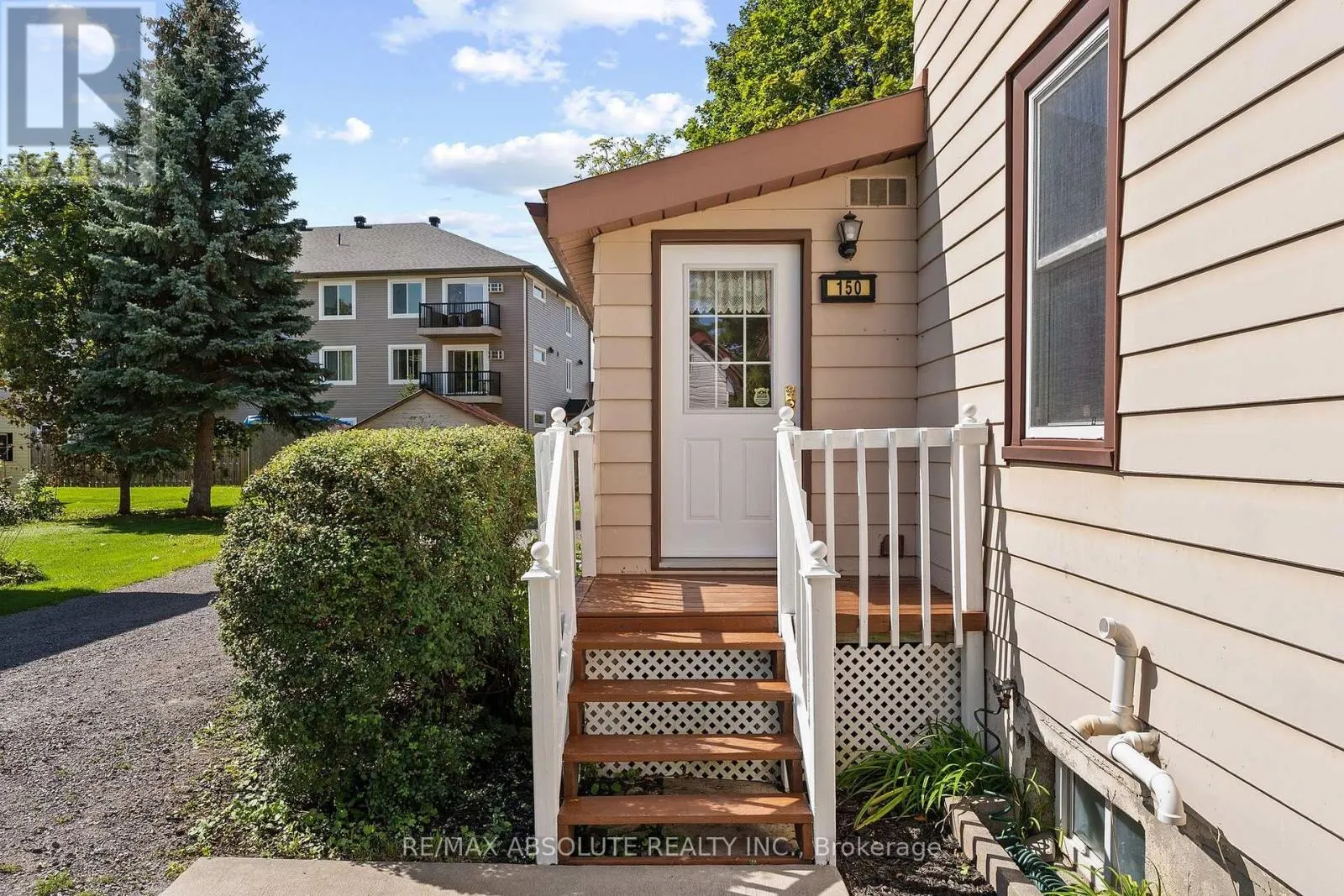 150 MCGONIGAL STREET W
