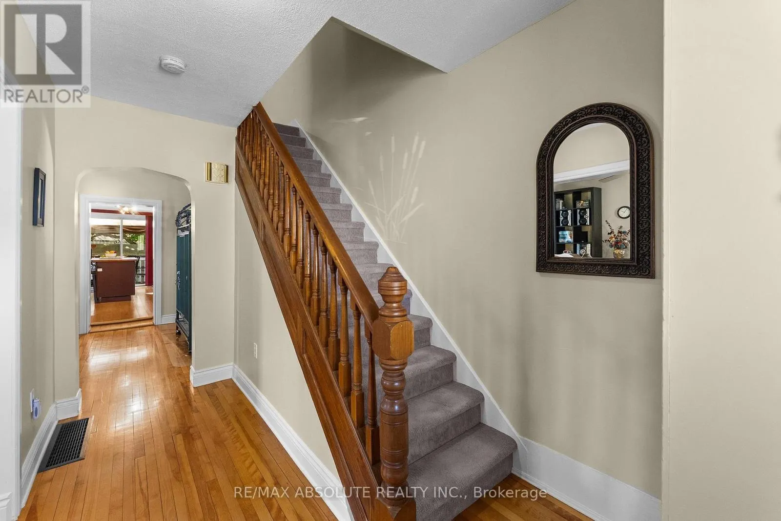 150 MCGONIGAL STREET W