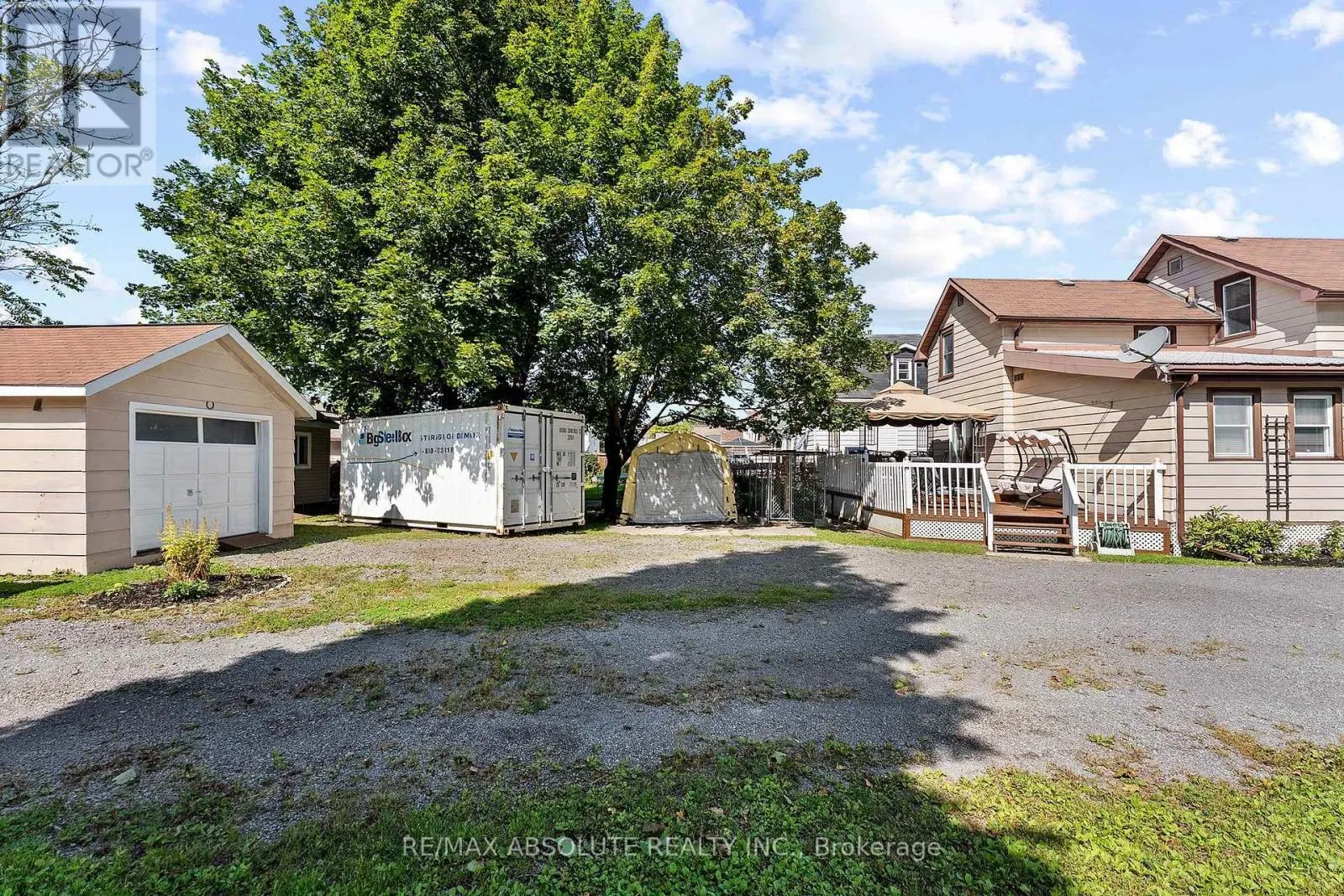150 MCGONIGAL STREET W