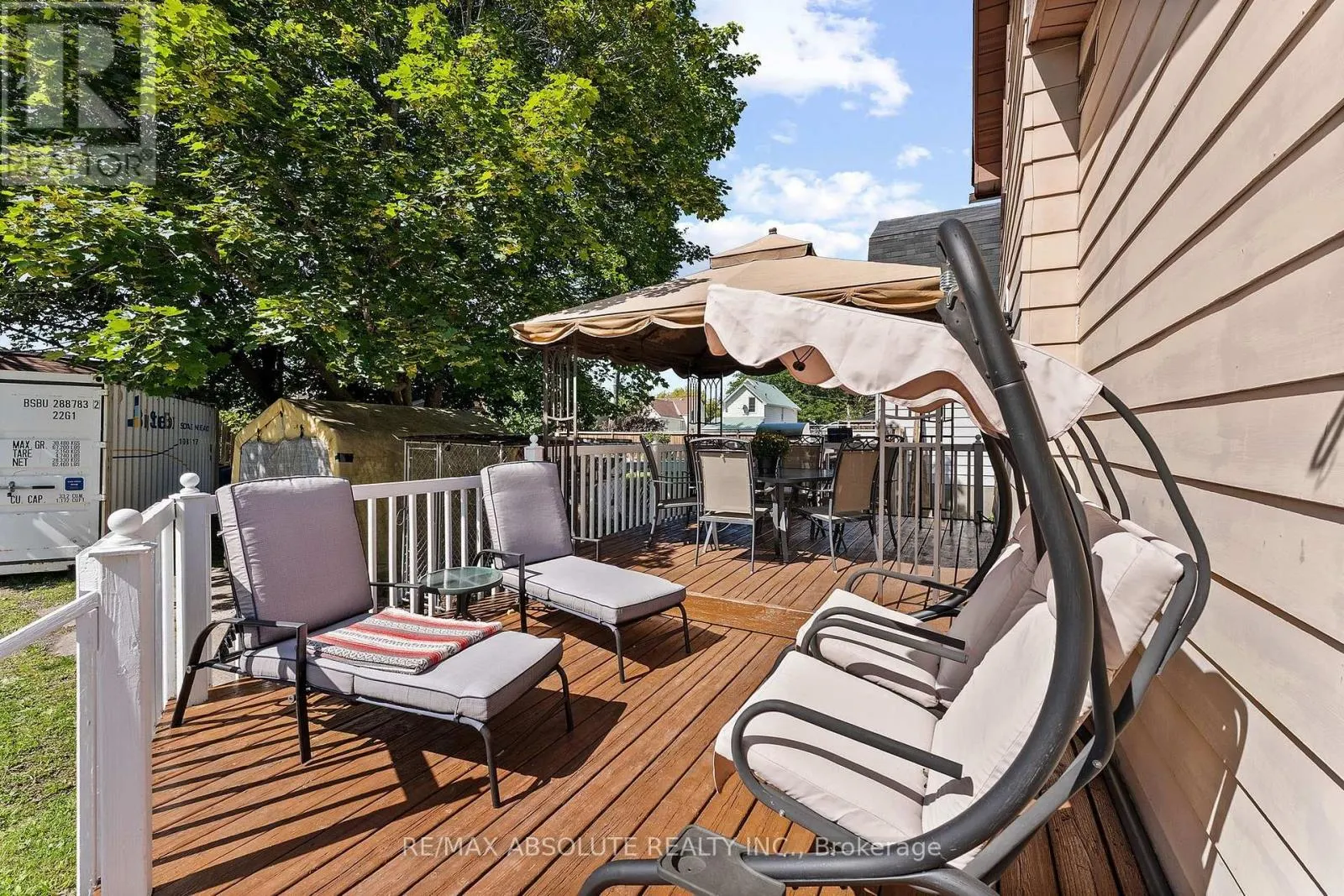 150 MCGONIGAL STREET W