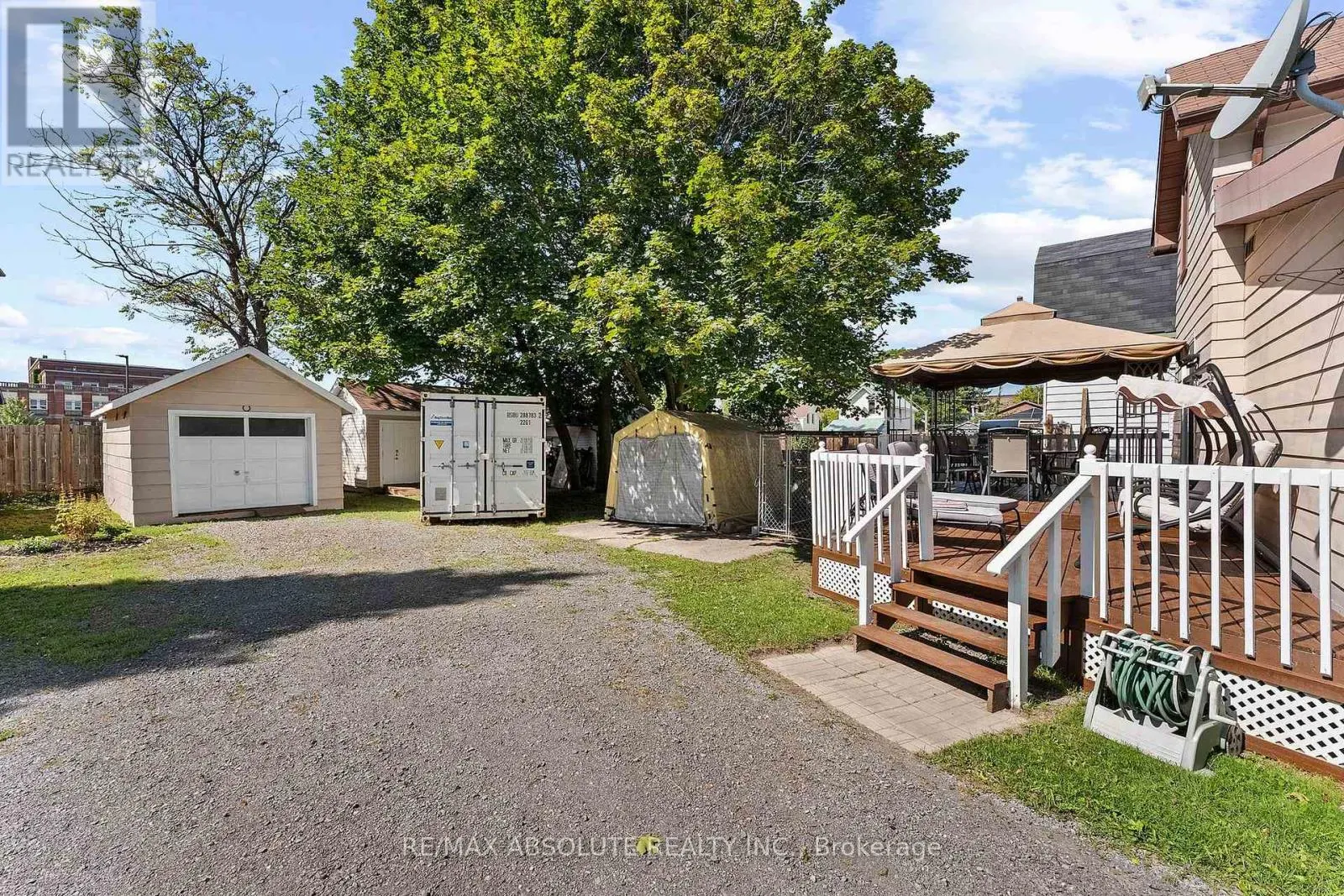 150 MCGONIGAL STREET W
