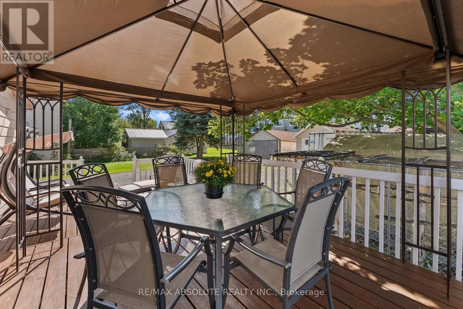 150 MCGONIGAL STREET W