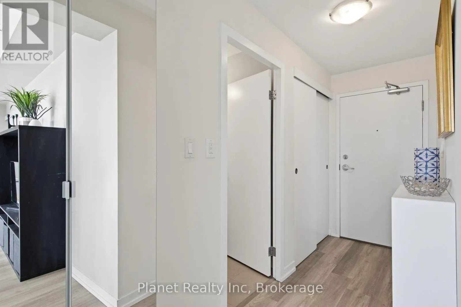 406 - 5 GORDON STREET #406