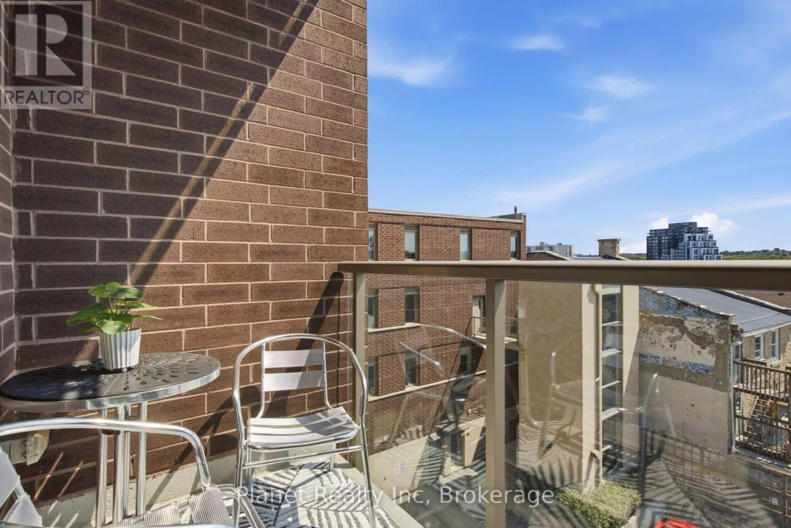 406 - 5 GORDON STREET #406