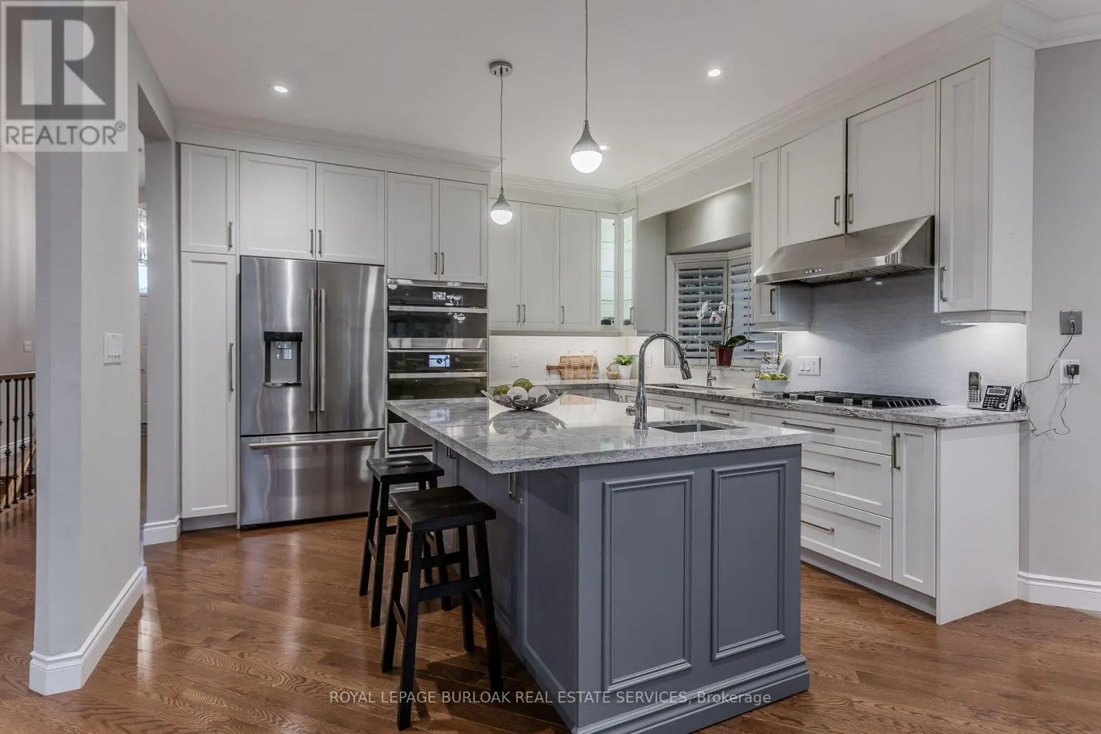 54 WATERWHEEL CRESCENT