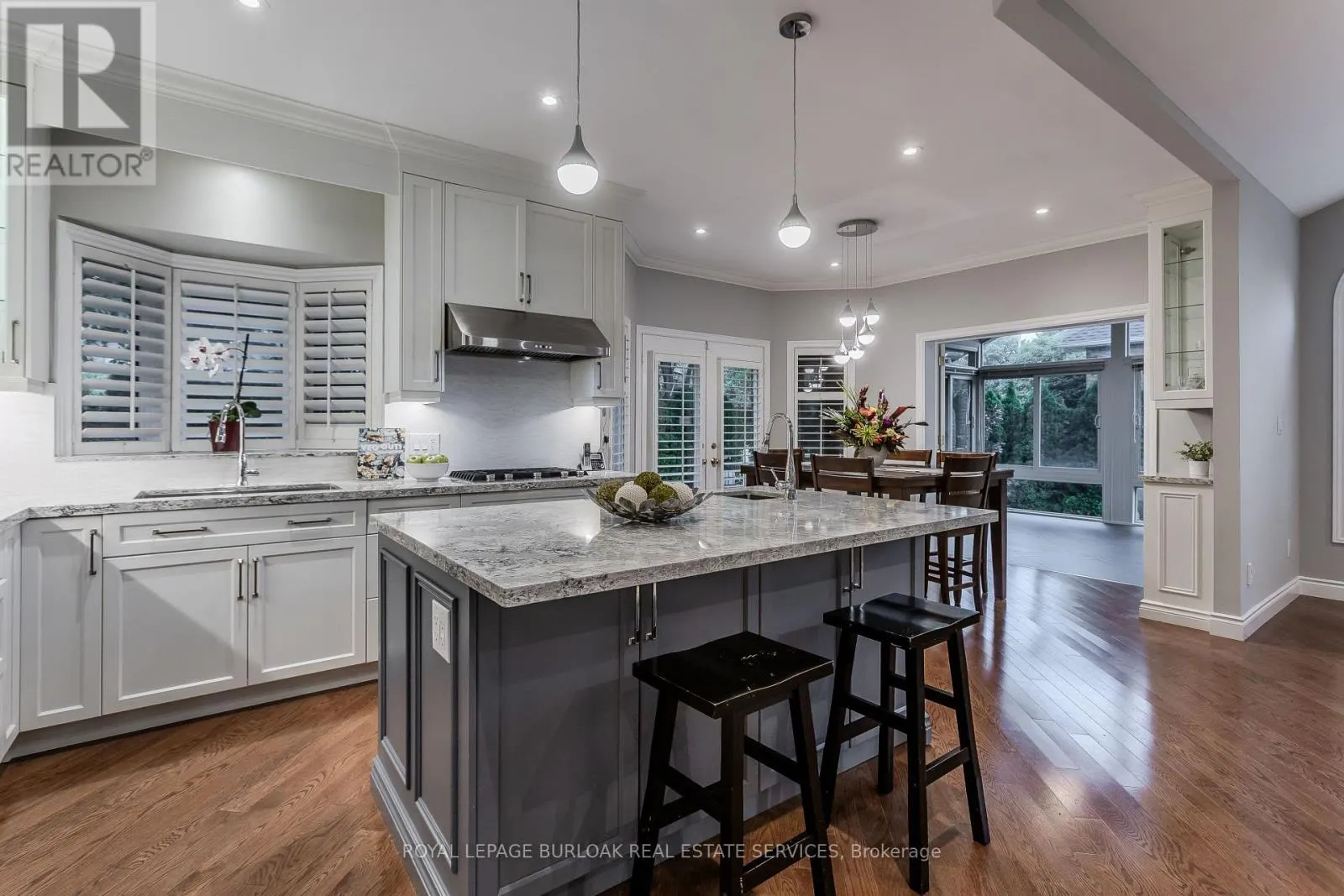 54 WATERWHEEL CRESCENT