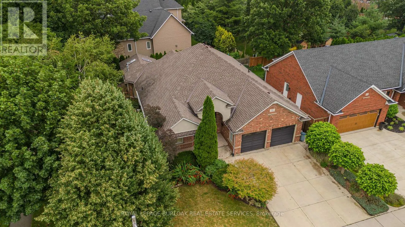 54 WATERWHEEL CRESCENT