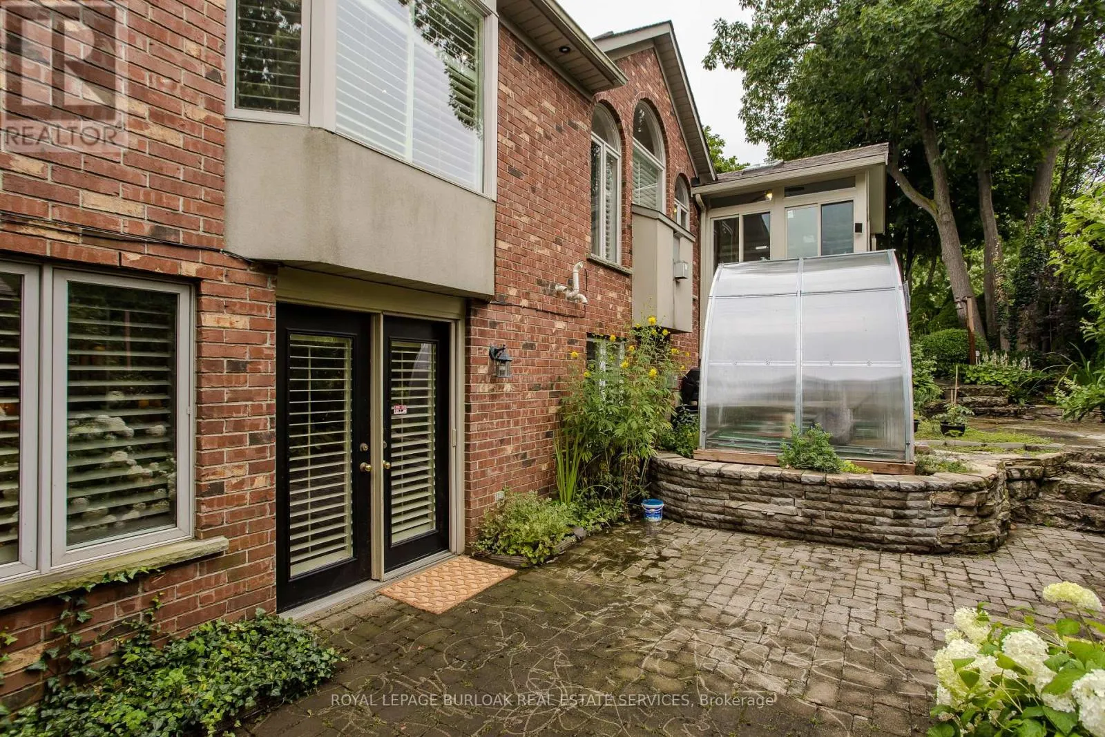 54 WATERWHEEL CRESCENT