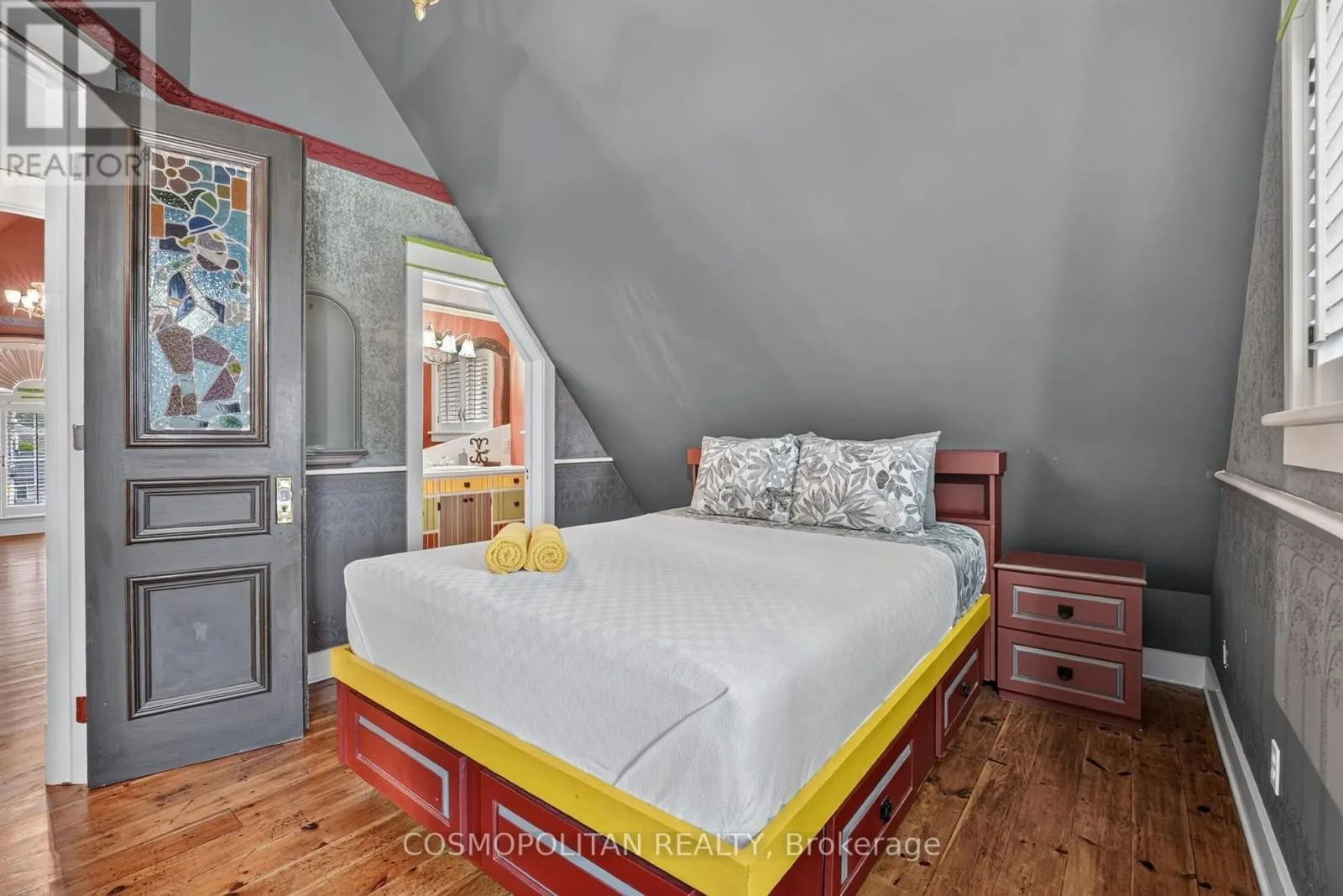 1426 NIAGARA STONE ROAD