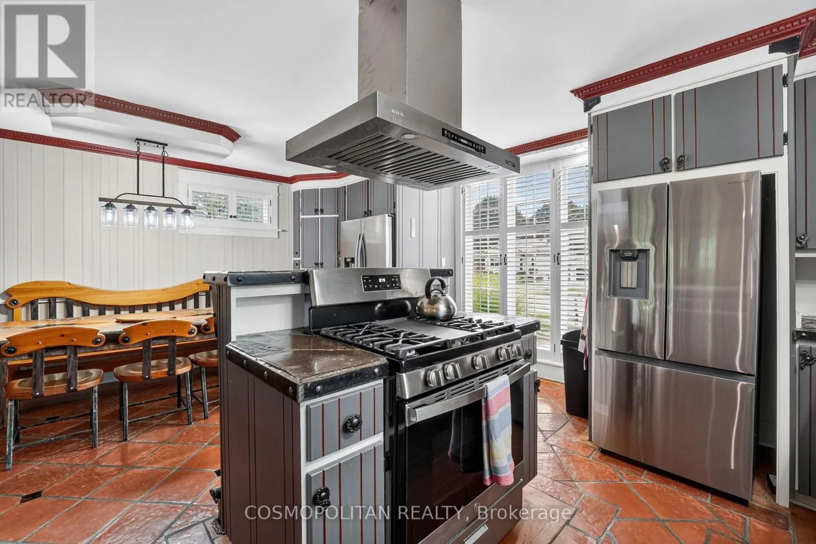 1426 NIAGARA STONE ROAD