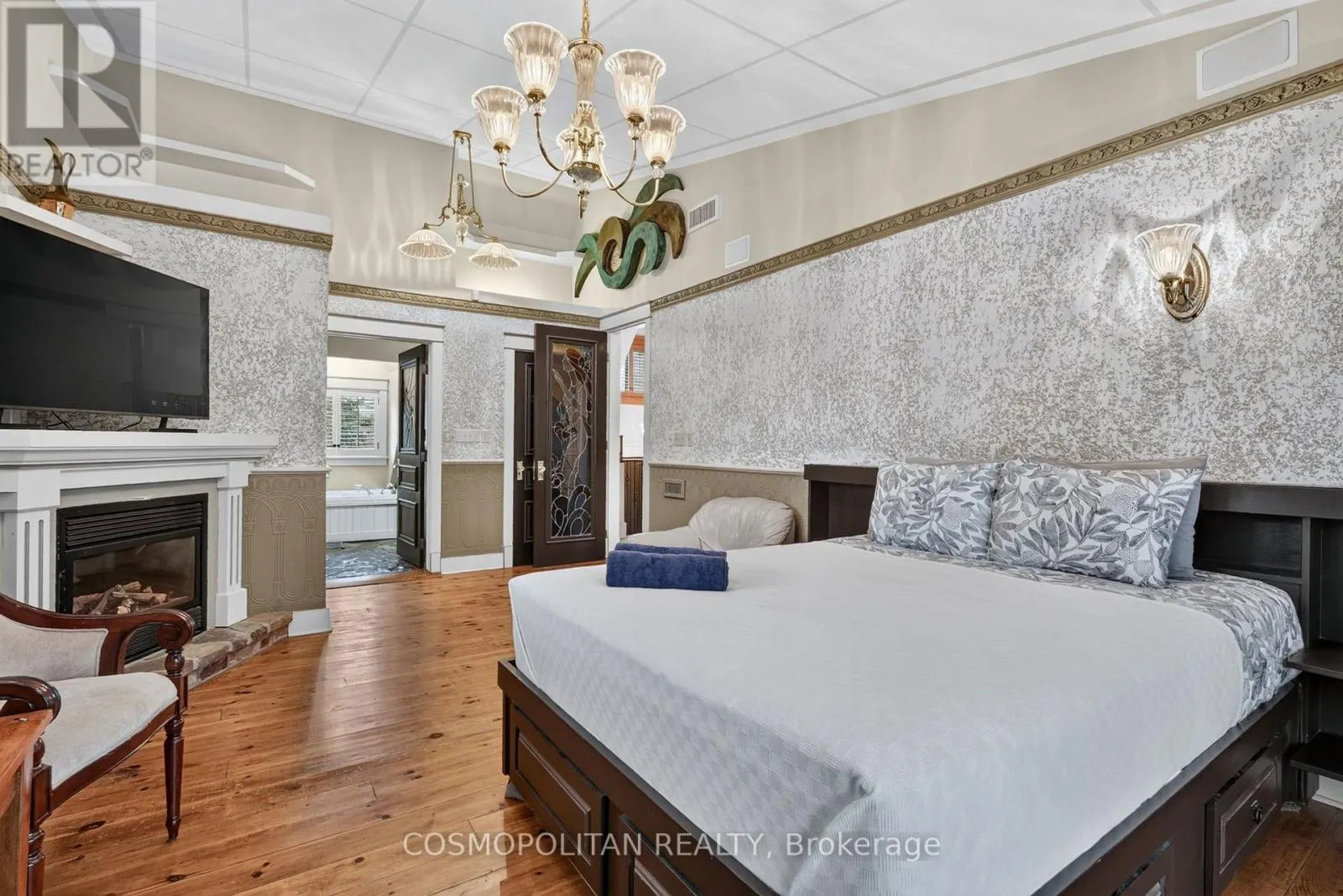 1426 NIAGARA STONE ROAD