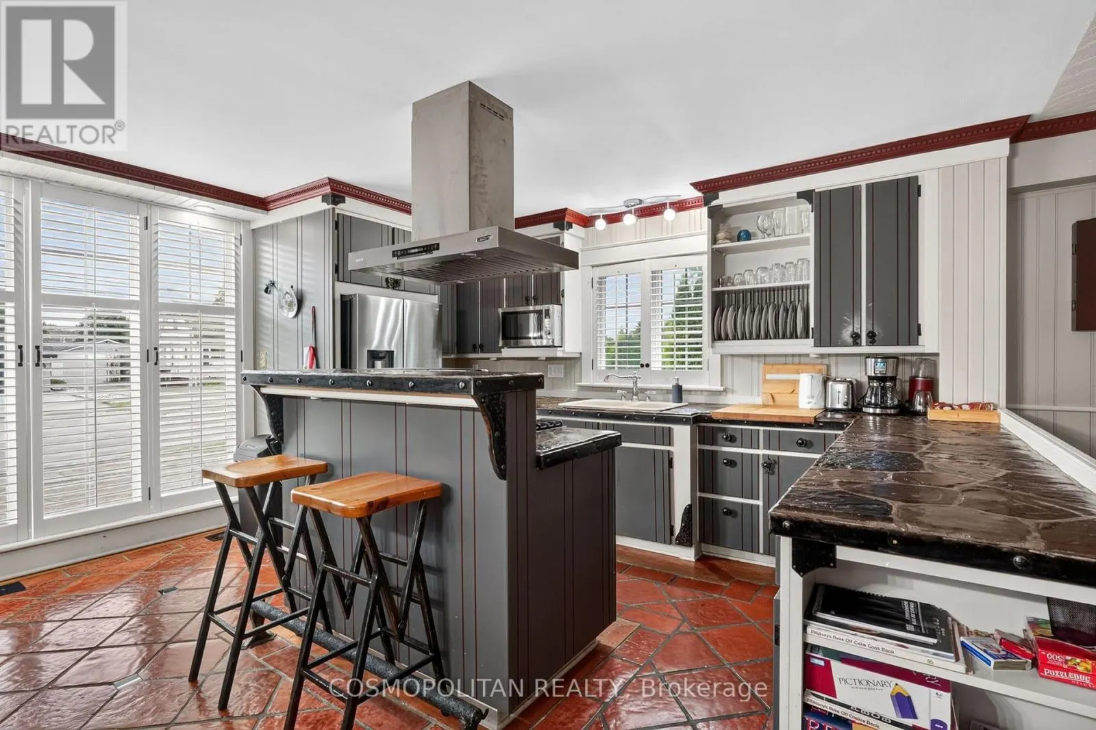1426 NIAGARA STONE ROAD