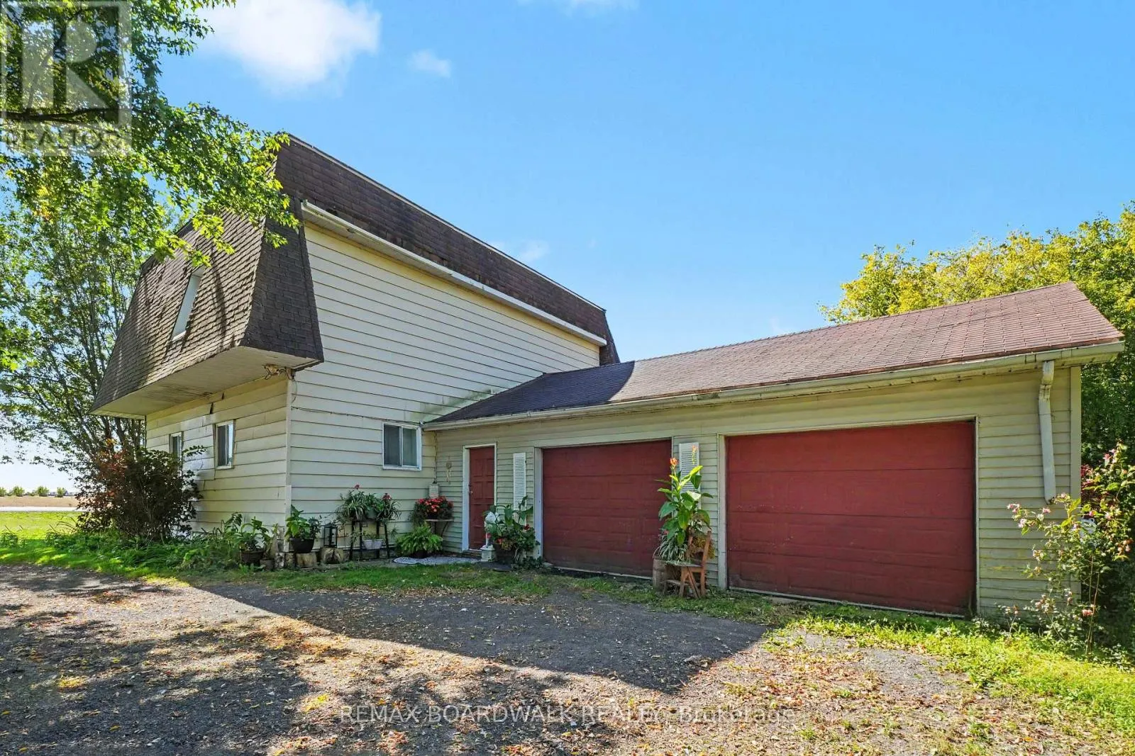 1853 COUNTY RD 8