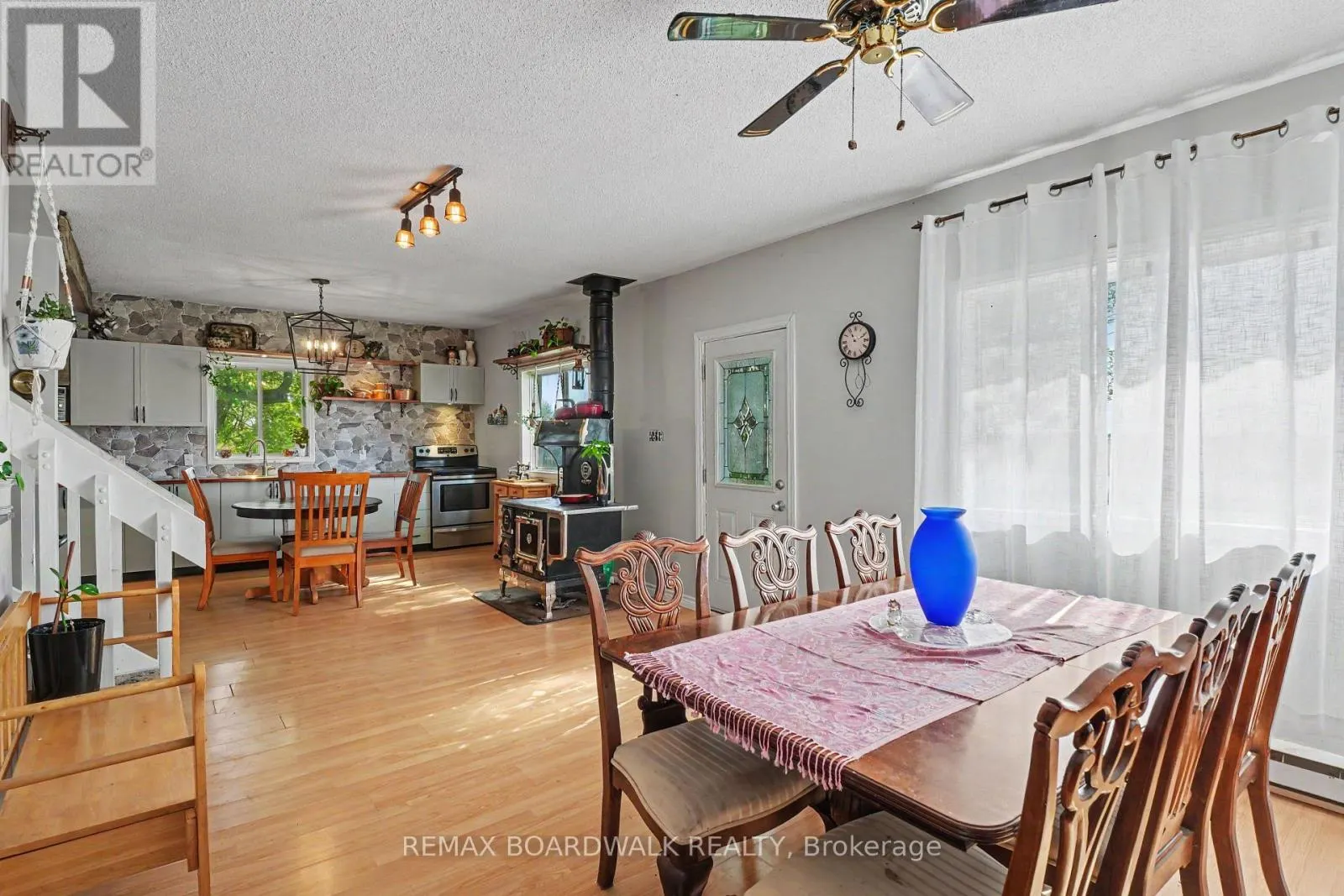 1853 COUNTY RD 8