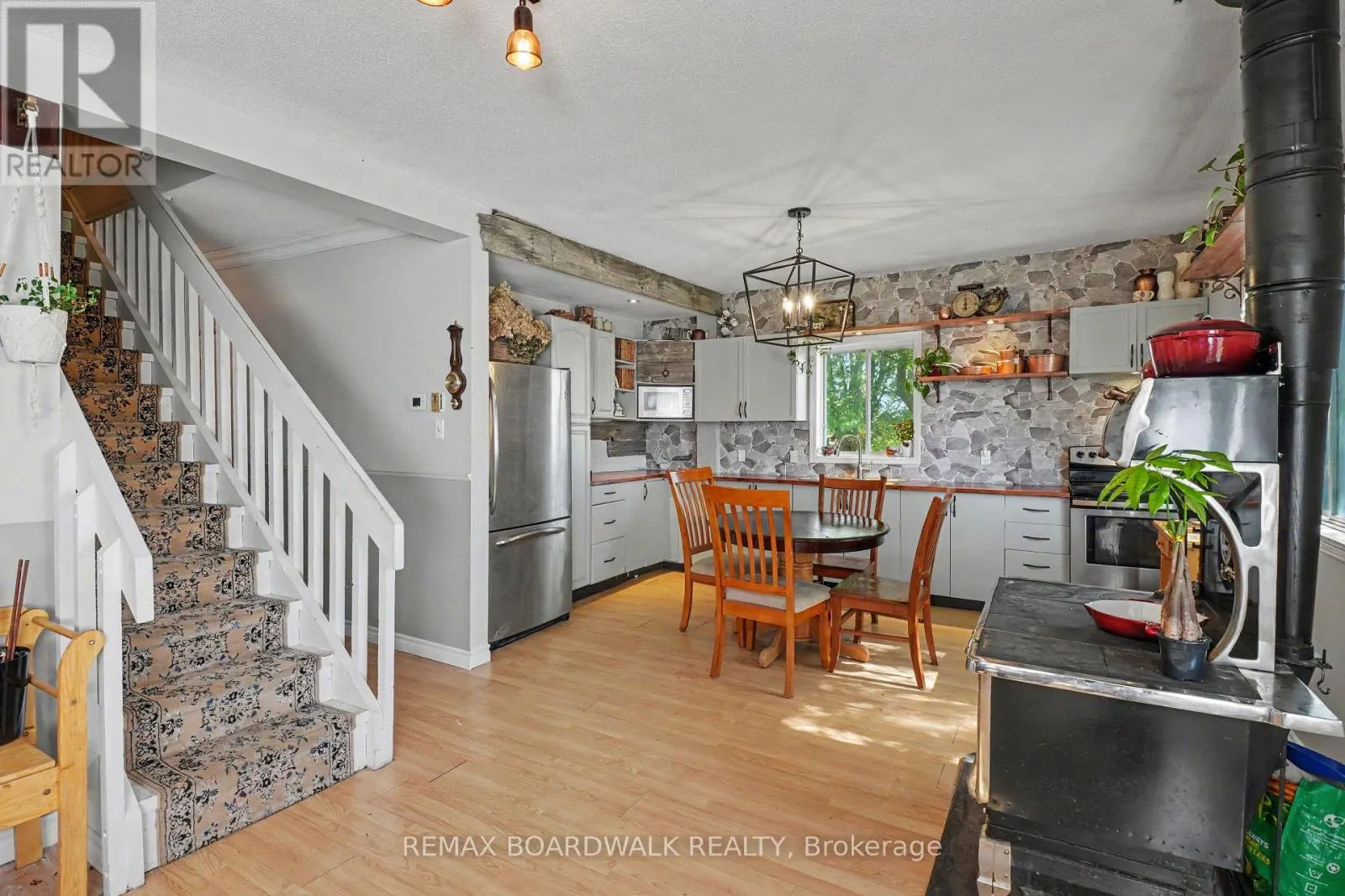 1853 COUNTY RD 8