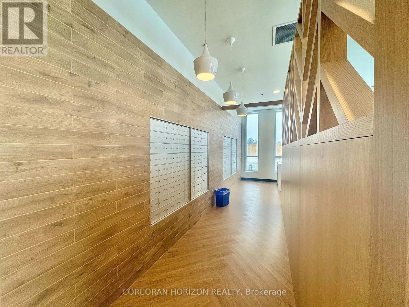 410 - 1333 WEBER STREET E