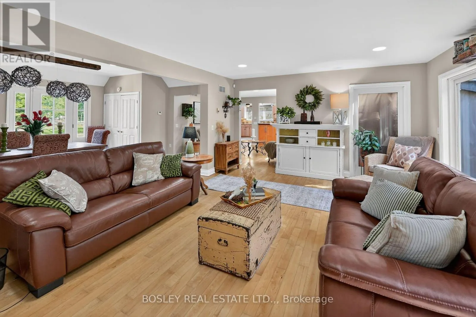 299 CHERRY HILL BOULEVARD S